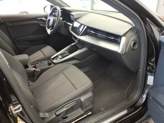 Audi A3 view 4