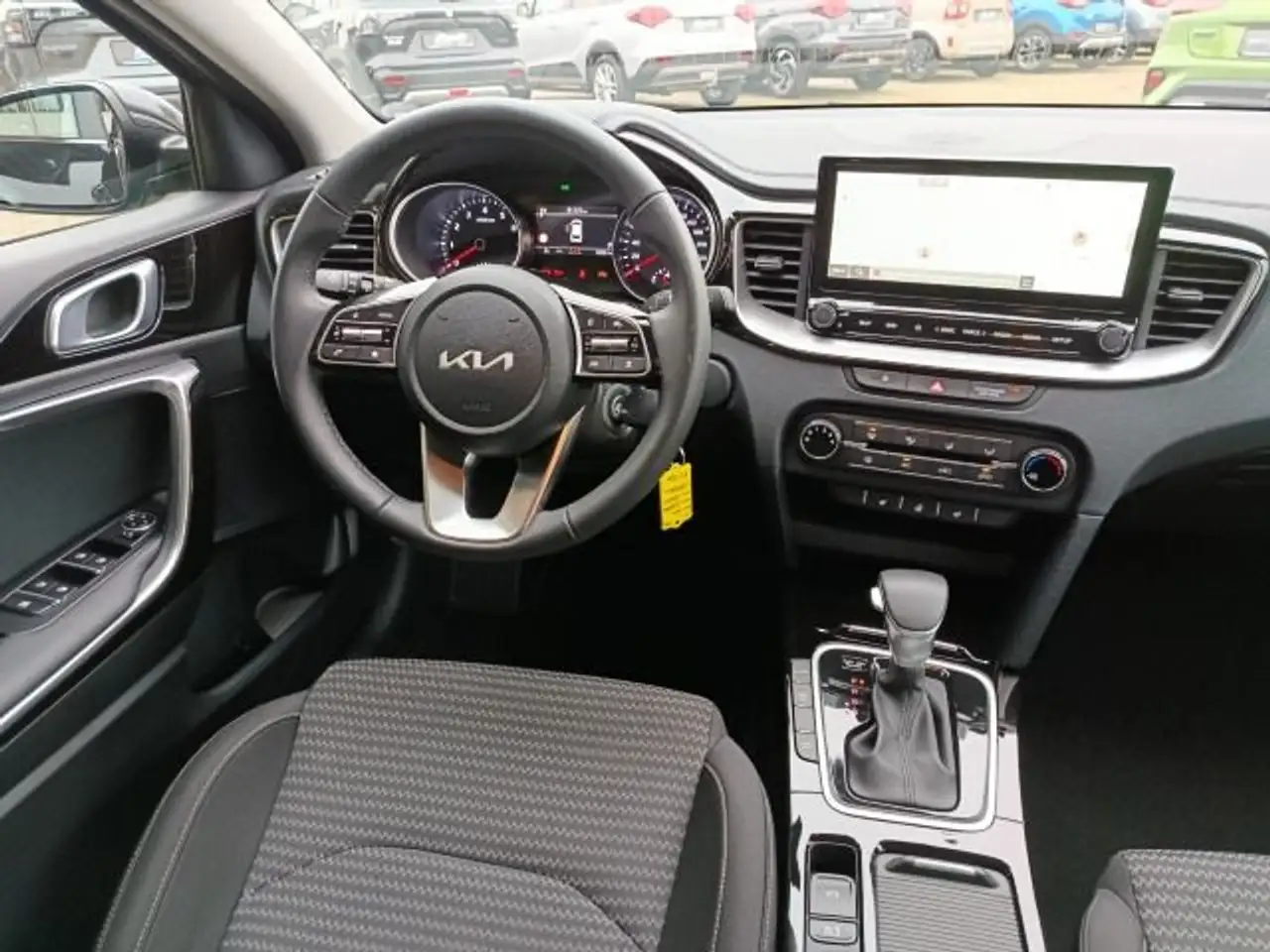 Kia Ceed SW / cee'd SW CEED SW 1.5T 140 DCT7 VISION STD (NAV) 16