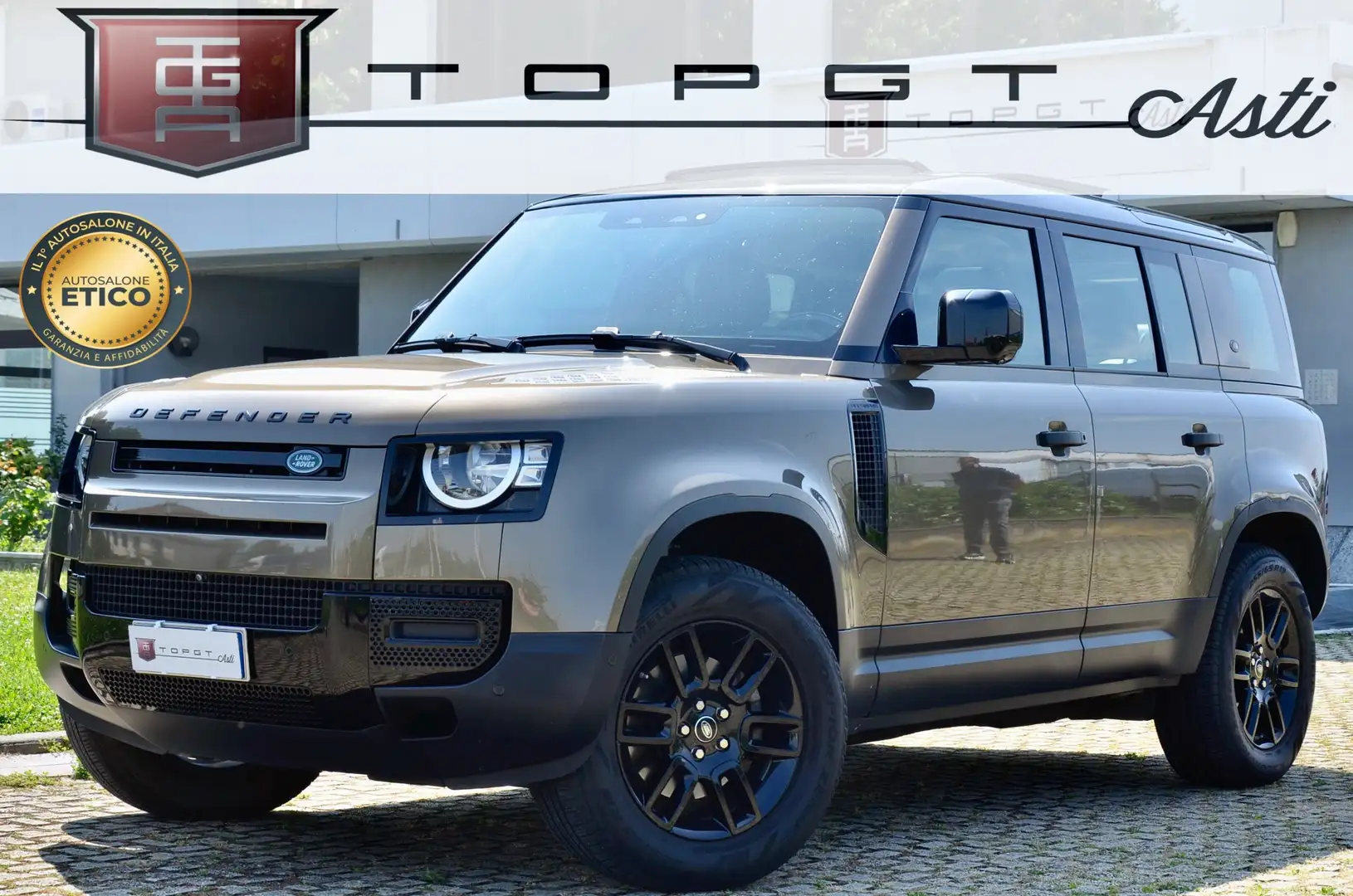 Land Rover Defender 2.0d sd4 awd 240cv 7 POSTI auto GARANZIA UFFICIALE Marrone - 1
