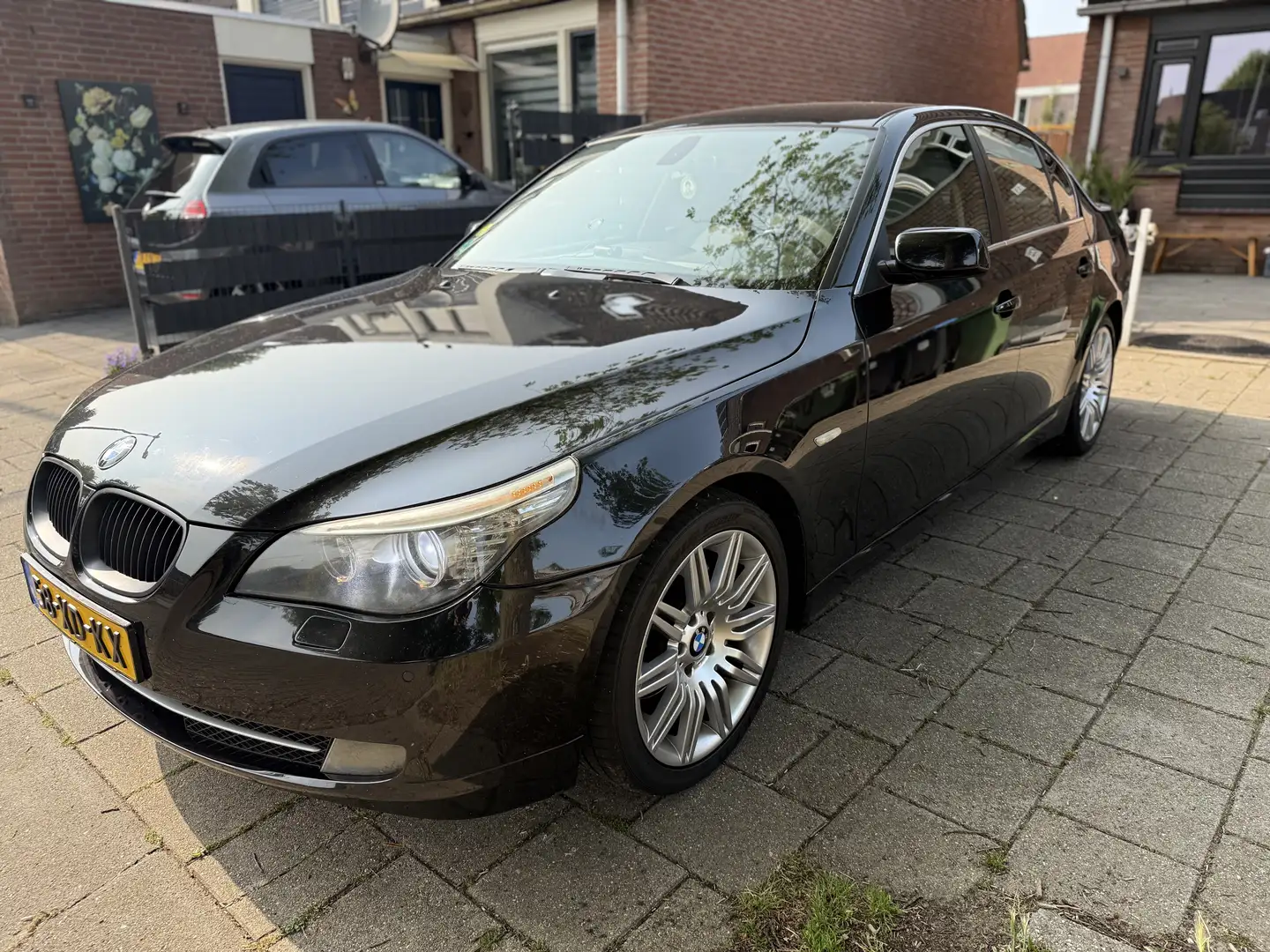 BMW 525 525i LCI Automaat NAP LEES TEKST Zwart - 1