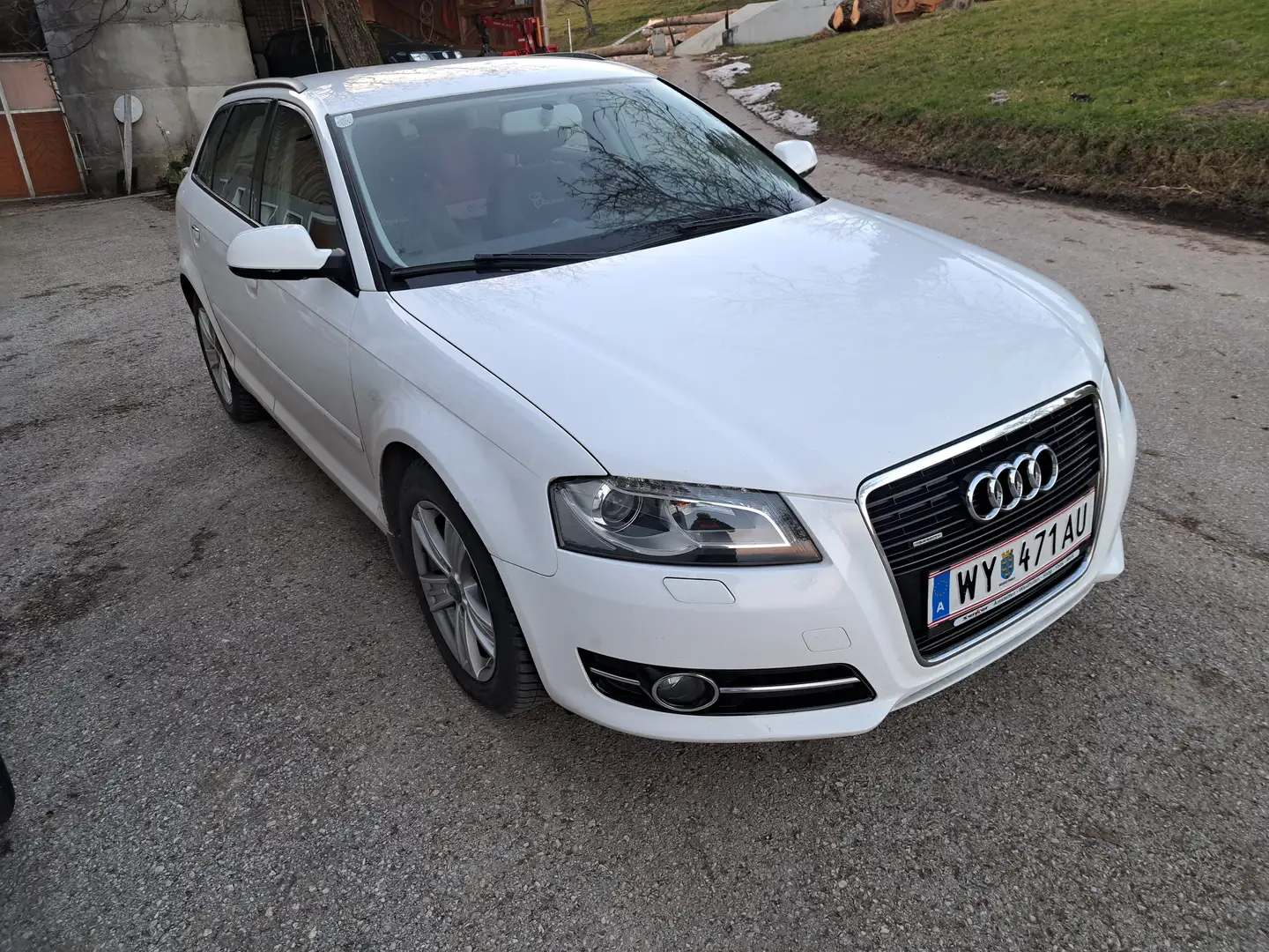 Audi A3 A3+SB+quattro+Sport+Edition+2,0+Sport White - 1