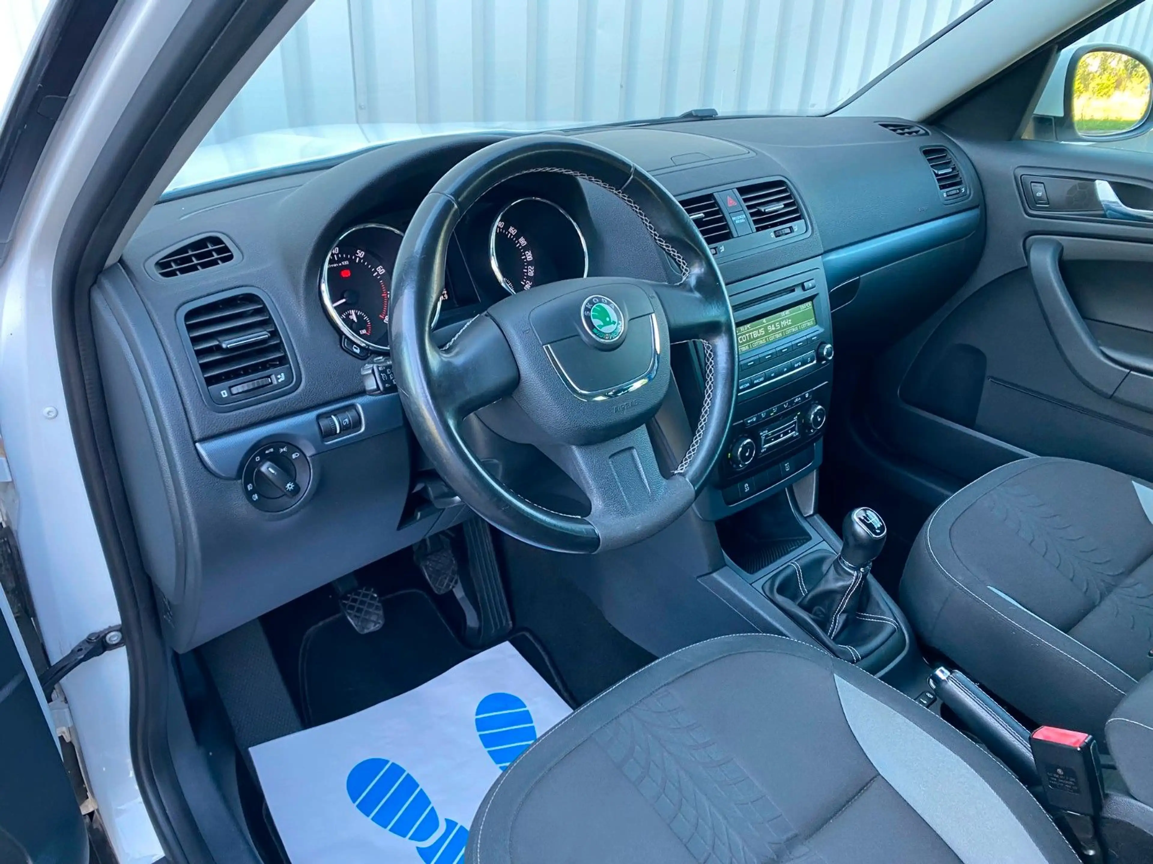 Skoda Yeti Adventure Sitzhzg. PDC TÜV/Service NEU — photo 8