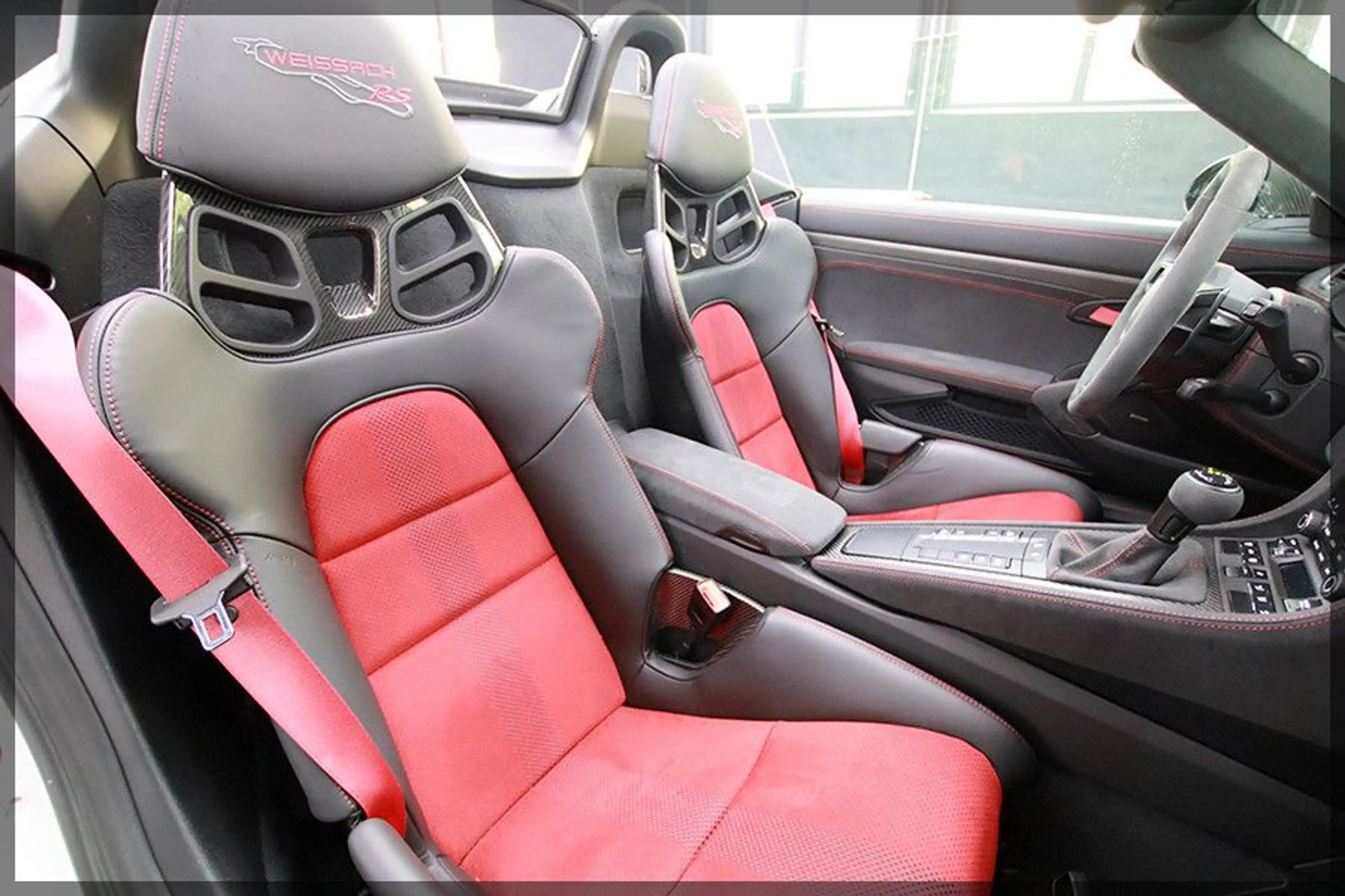 Porsche Boxster 718 Boxster Spyder RS Weissach APPROVED — photo 13