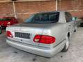 Mercedes-Benz E 290 TD AVANTGARDE/AUTOMATIK/SHZ/TEMPO Silber - thumbnail 5