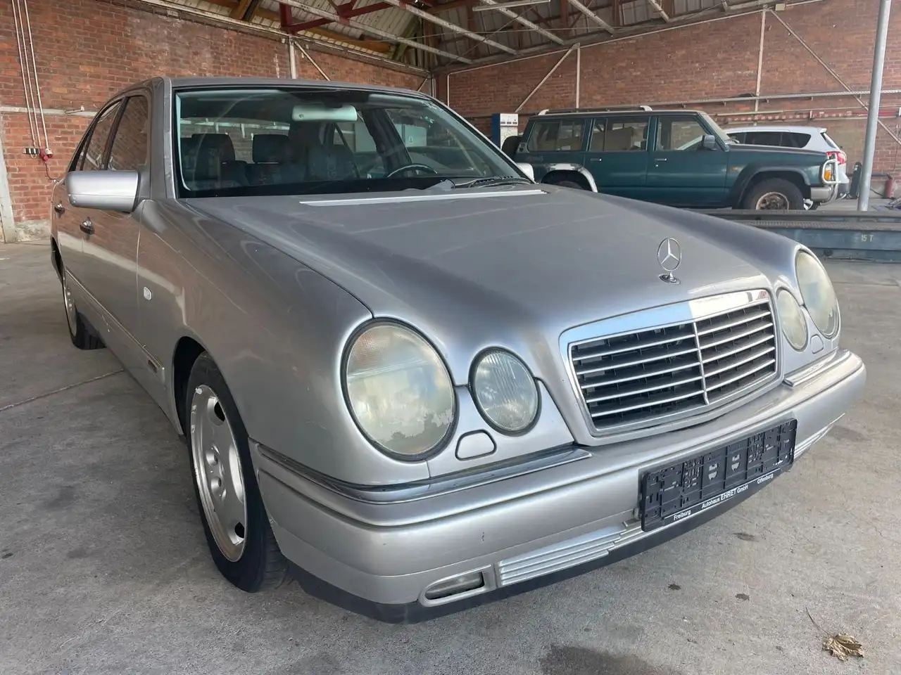 Mercedes-Benz E 290 TD AVANTGARDE/AUTOMATIK/SHZ/TEMPO, foto 3