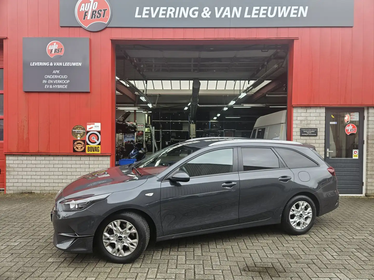 Kia Ceed SW / cee'd SW Sportswagon 1.0 T-GDi DynamicLine Carplay/ Stuur e Grijs - 1