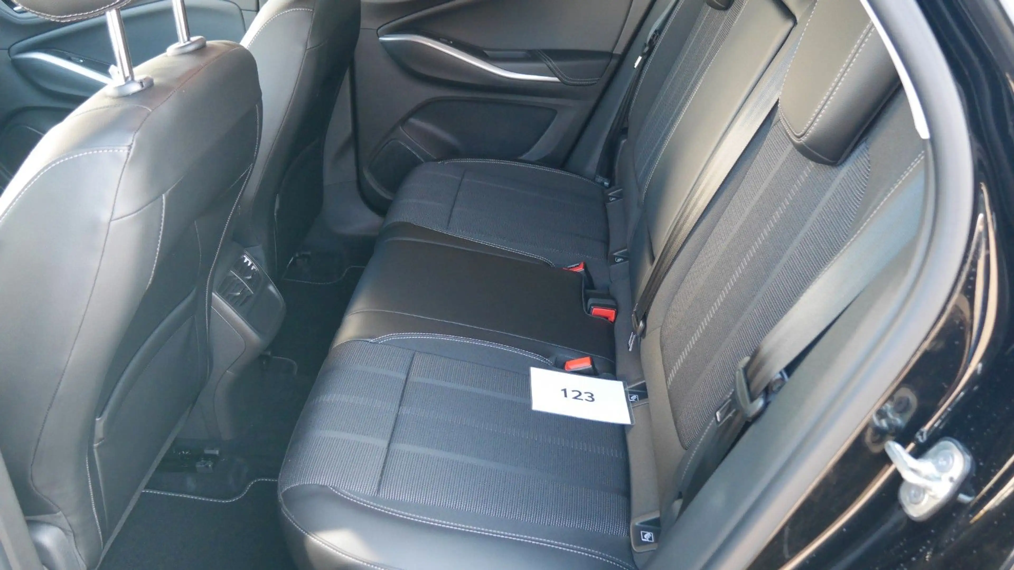 Opel Grandland X Grandland  GS Automatik Kamera LED — photo 7