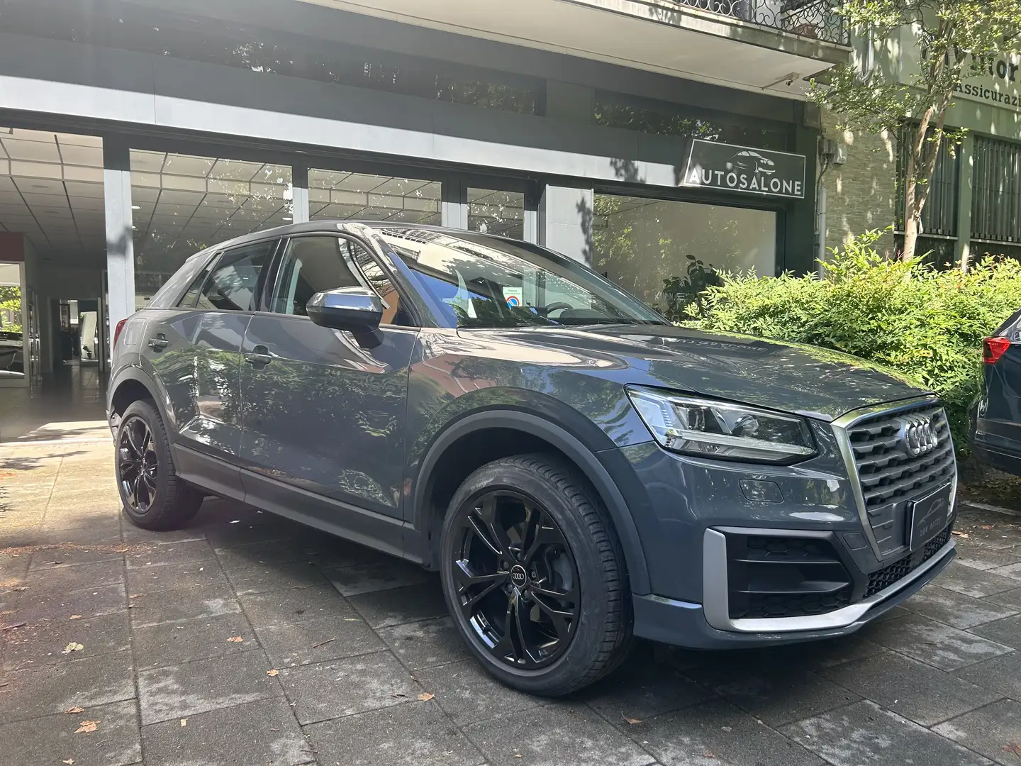 Audi Q2 Q2 30 1.6 tdi Business Design s-tronic Gris - 2