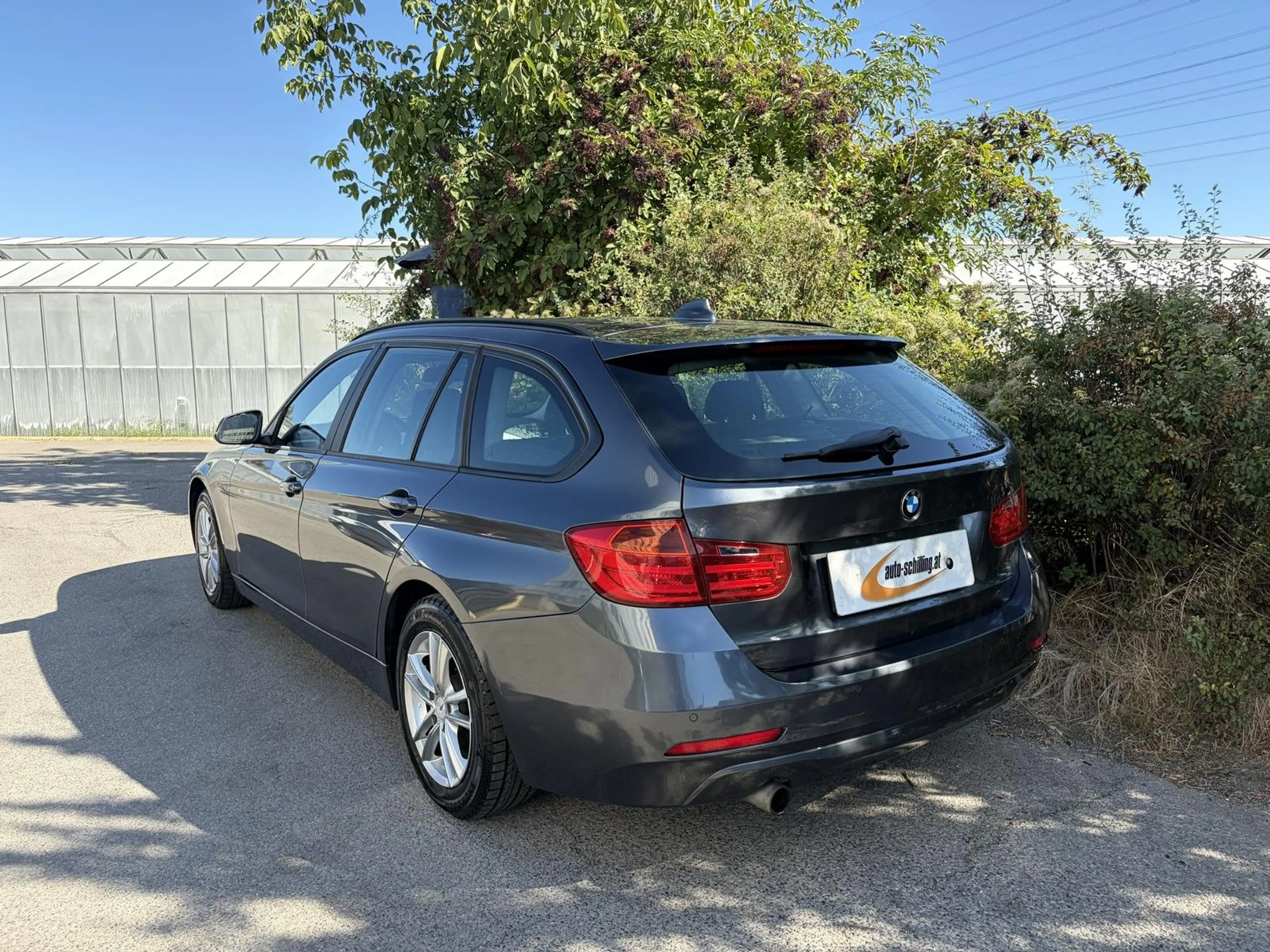 BMW 316 3er Benzin-Kombi AHK PDC AC/Auto ÖAMTC Pickerl — photo 6