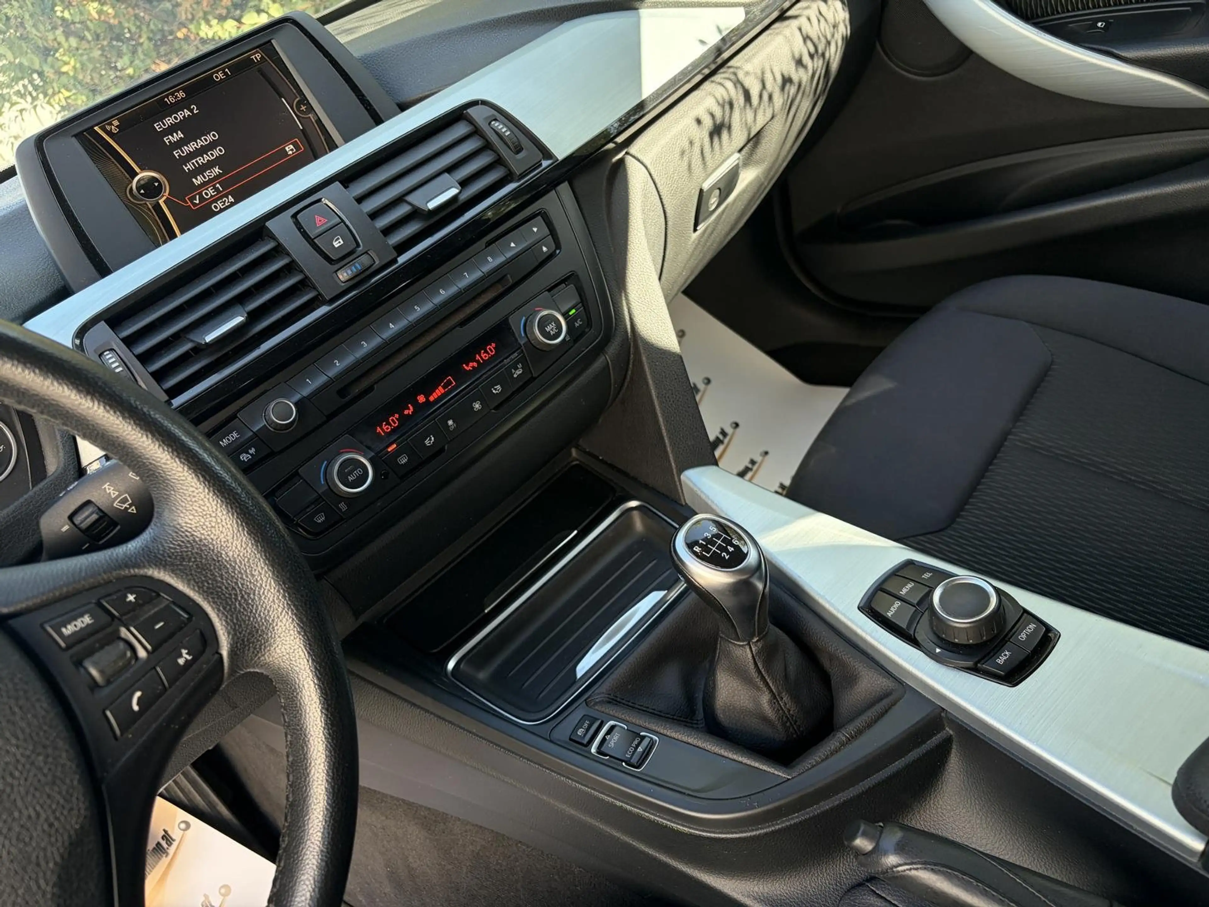 BMW 316 3er Benzin-Kombi AHK PDC AC/Auto ÖAMTC Pickerl — photo 10