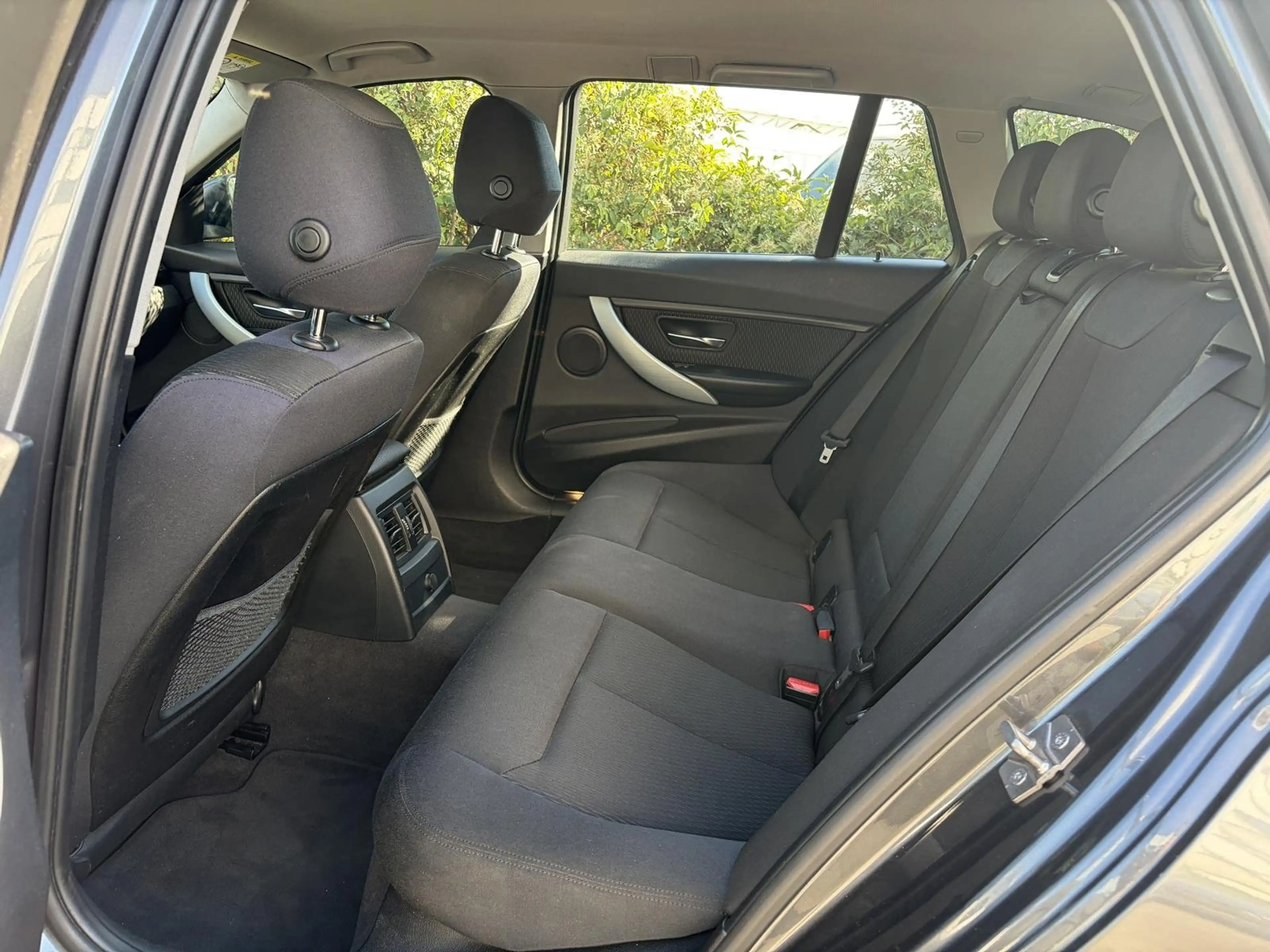 BMW 316 3er Benzin-Kombi AHK PDC AC/Auto ÖAMTC Pickerl — photo 9