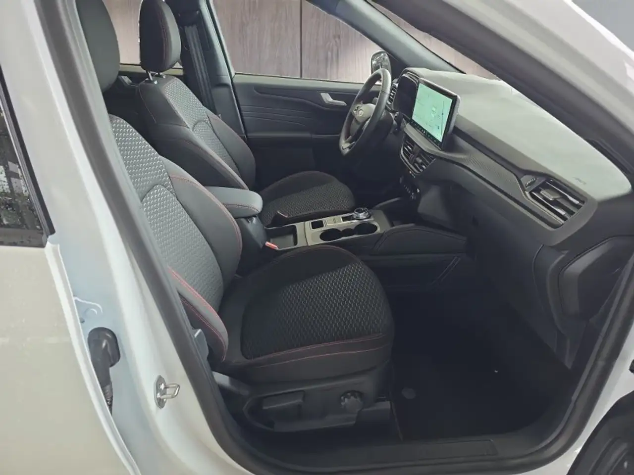 Ford Kuga ST-Line 2,5 FHEV 180PS 5*J.Gar/LED/Navi/Winterp. 16