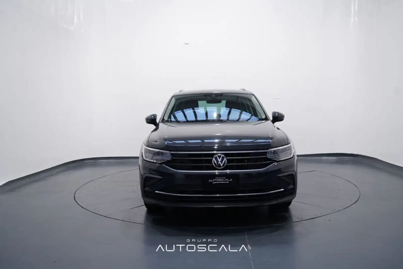 Volkswagen Tiguan 2.0 TDI SCR Life Grigio - 2