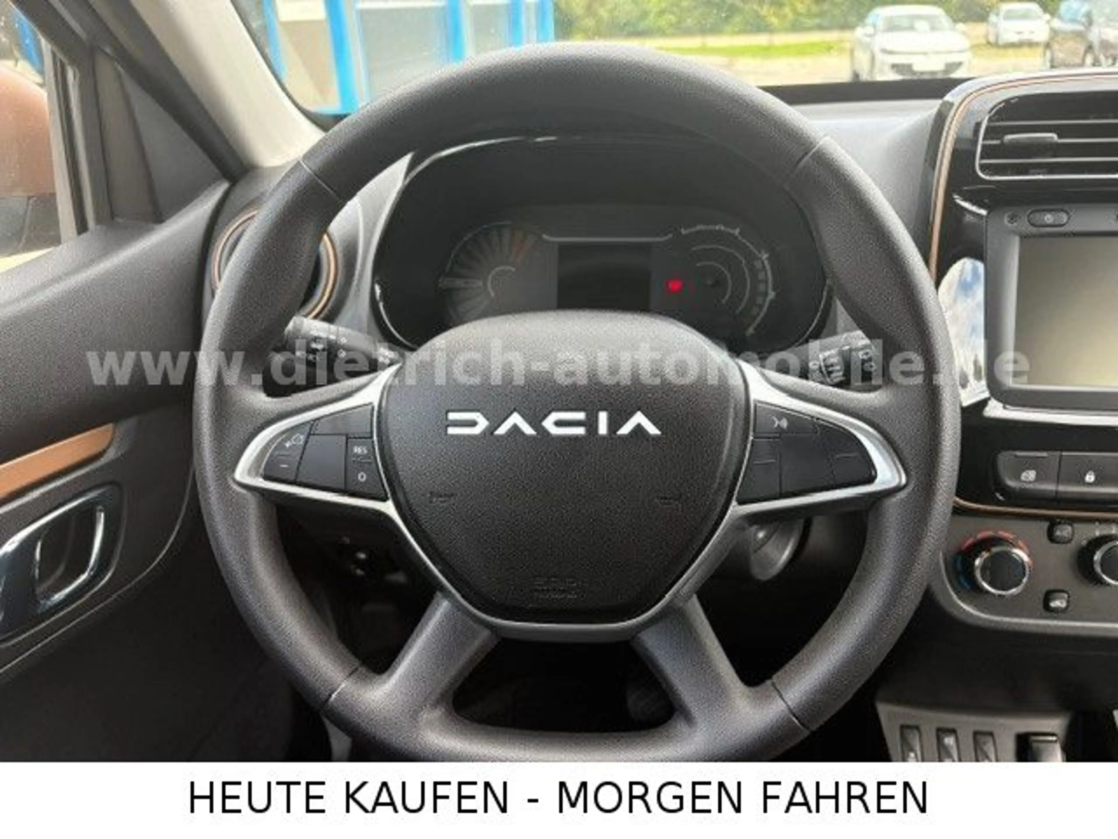 Dacia Spring Extreme Electric 65 KAMERA PDC AUTOMATIC — photo 10