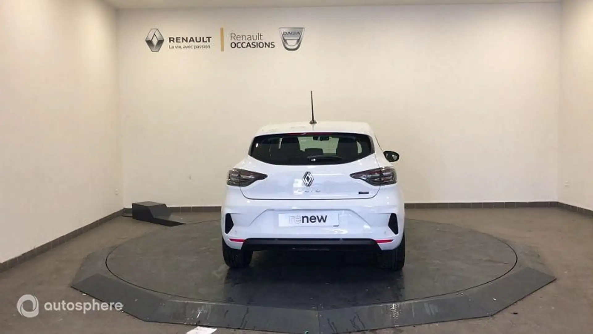 Renault Clio 1.6 E-Tech 145ch full hybrid Evolution - 24 - 2