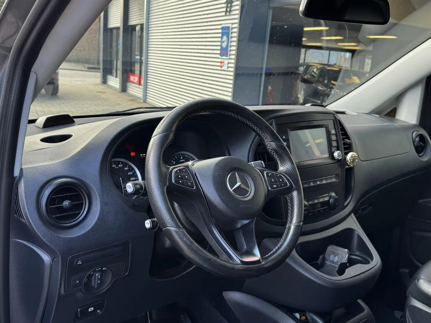 Mercedes-Benz Vito 119 CDI Extra Lang DC - Automaat I Navigatie I Lee Gris - 2