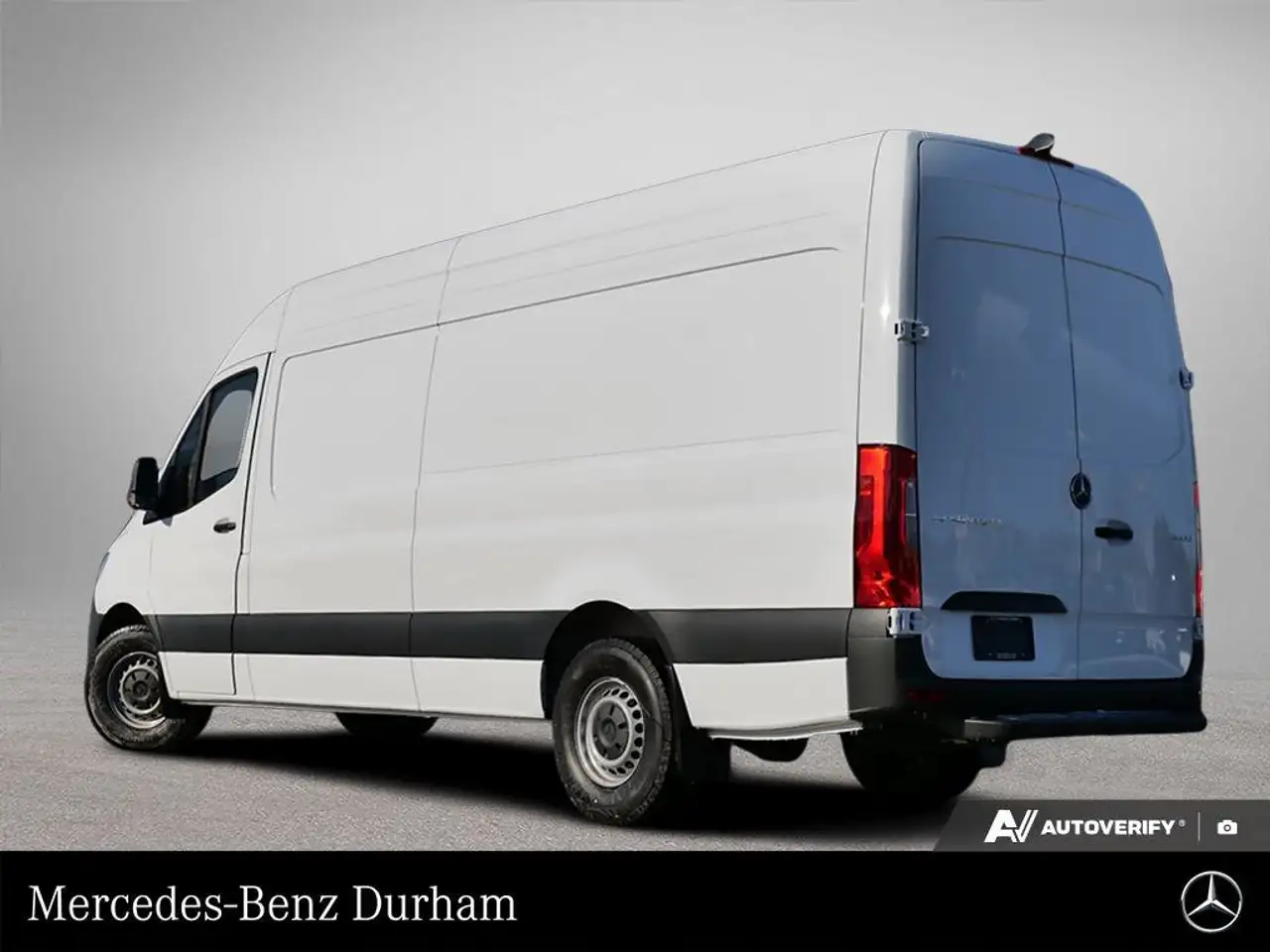 Mercedes-Benz Sprinter снимка Mercedes-Benz Sprinter