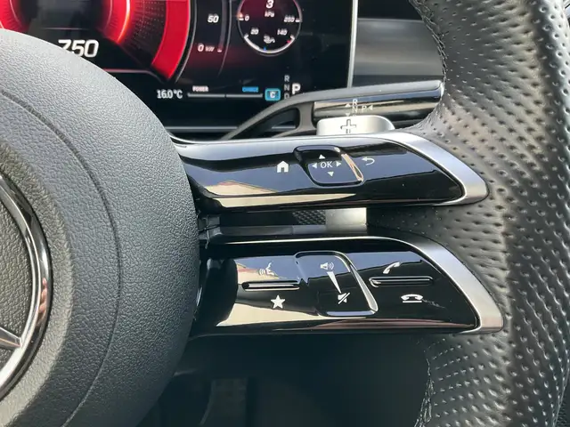 Mercedes-Benz C-Class view 15