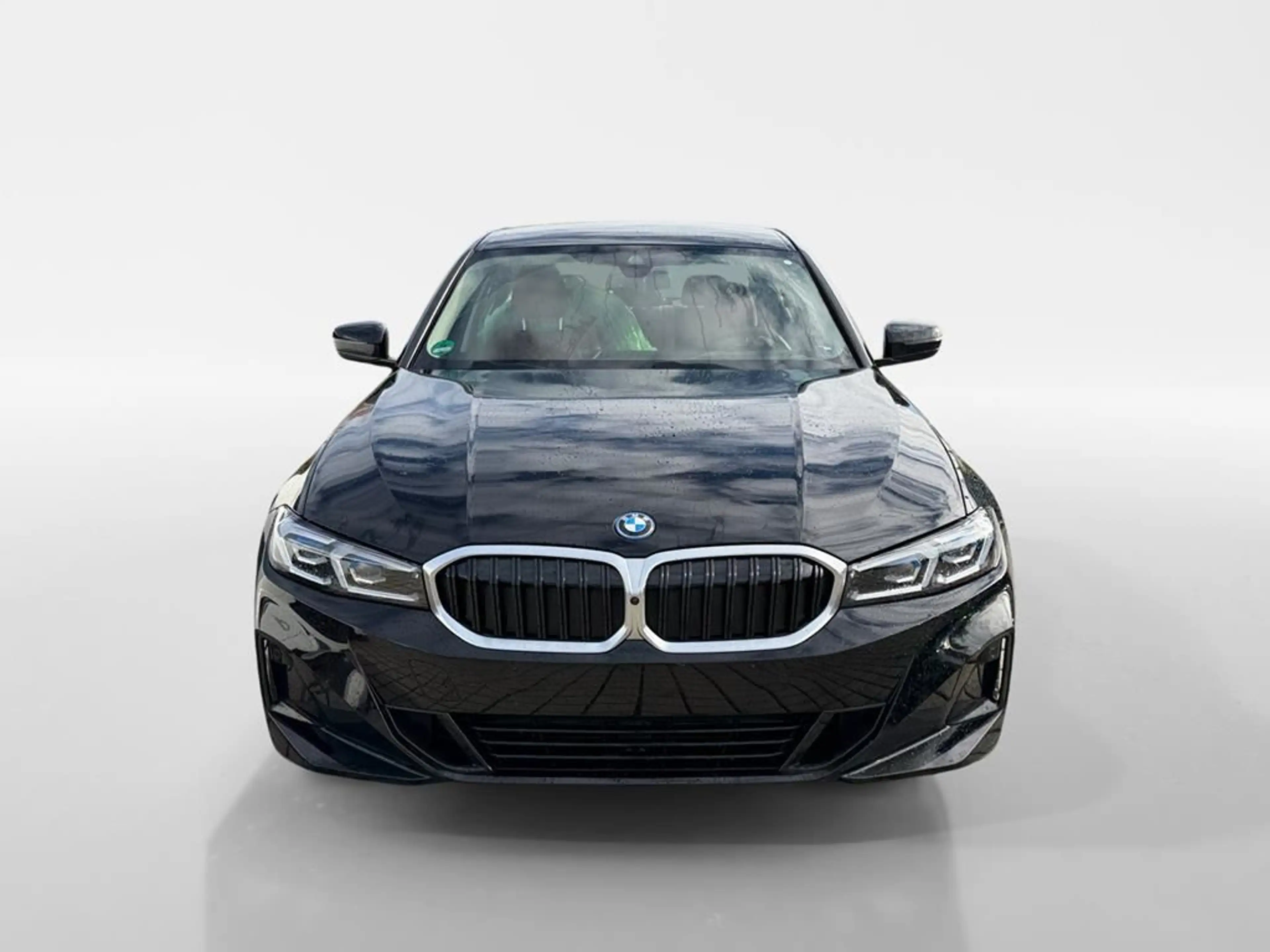 BMW 330 — photo 2