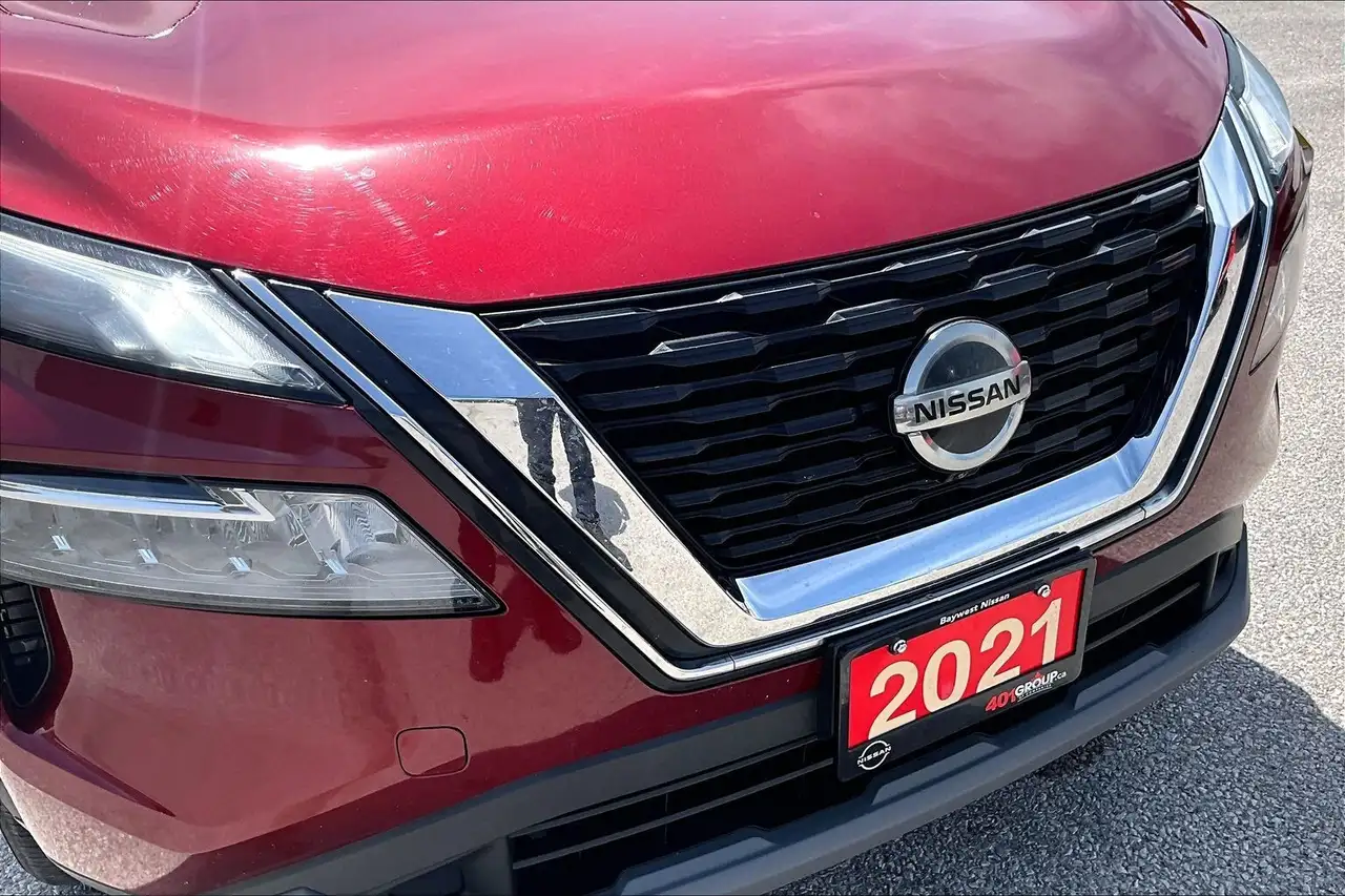 Nissan Rogue снимка Nissan Rogue