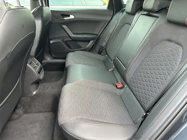 Seat Leon Leon view 14