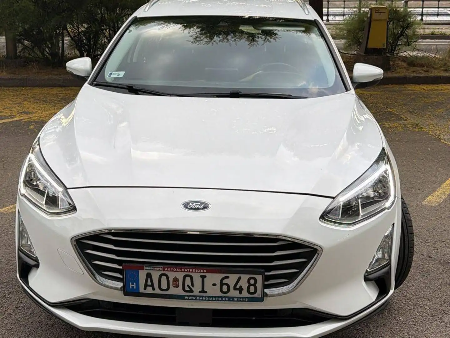 Ford Focus Focus Traveller 1,5 EcoBlue Trend Trend Weiß - 1