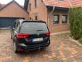 Volkswagen Touran DSG ,Navigation, Leder  ,AHK ,Panodach WR Schwarz - thumbnail 3