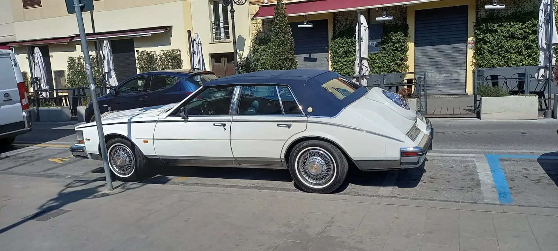 Cadillac Seville Commemorative Edition - 1