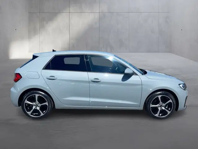 Audi A1 view 6
