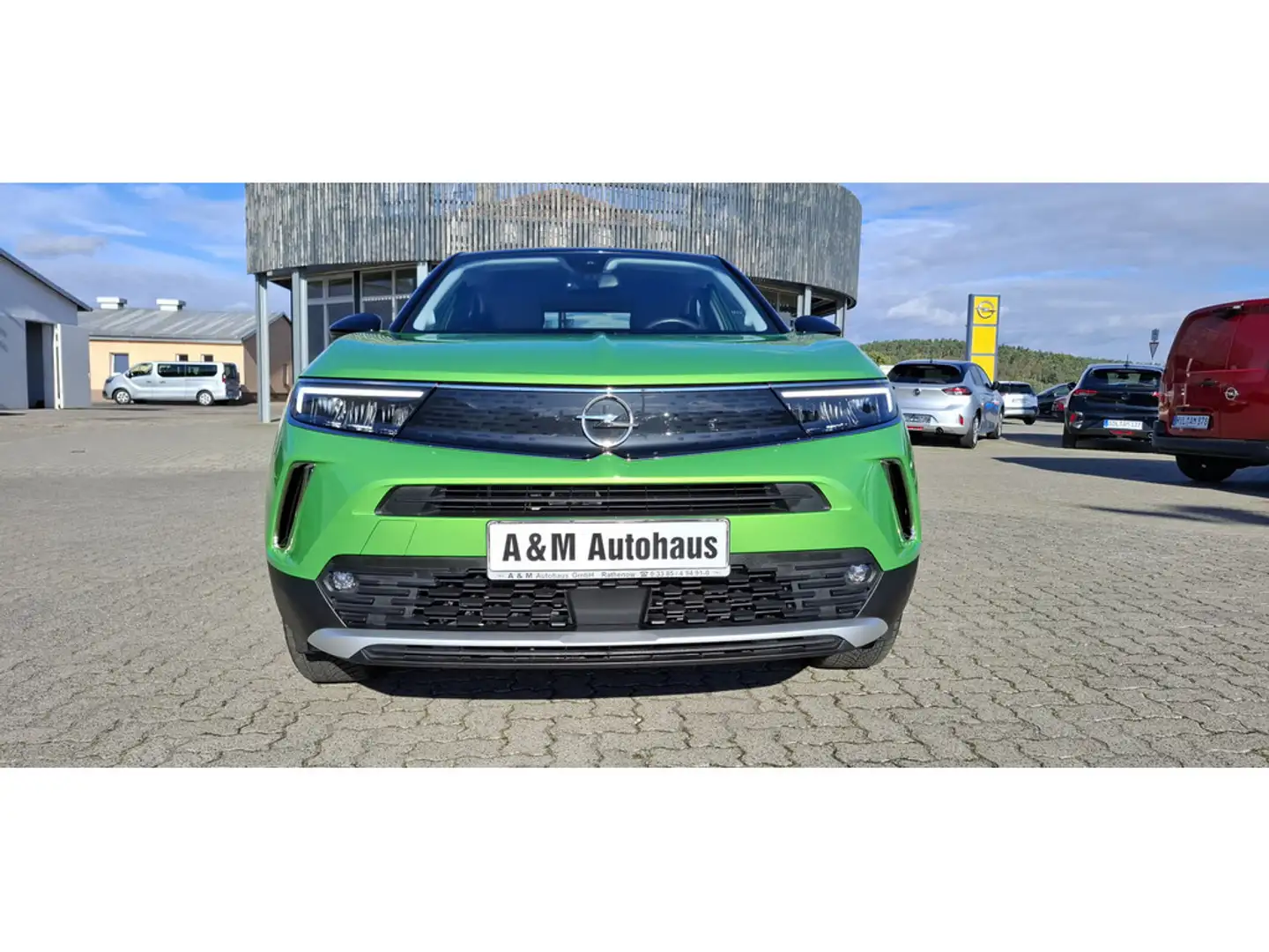 Opel Mokka-E Grün - 2