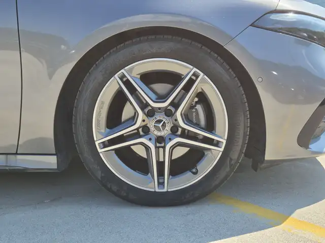 Mercedes-Benz A-Class view 13