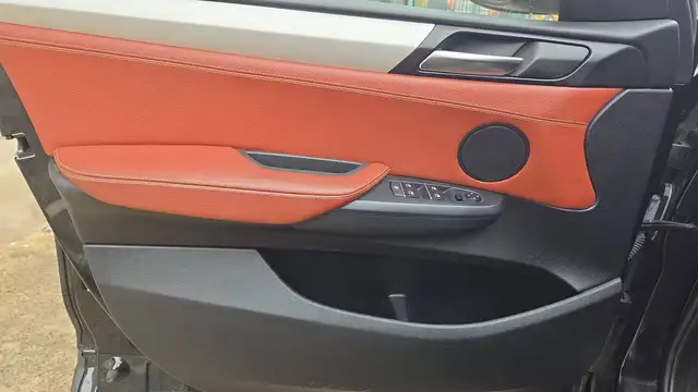 BMW X3 view 7