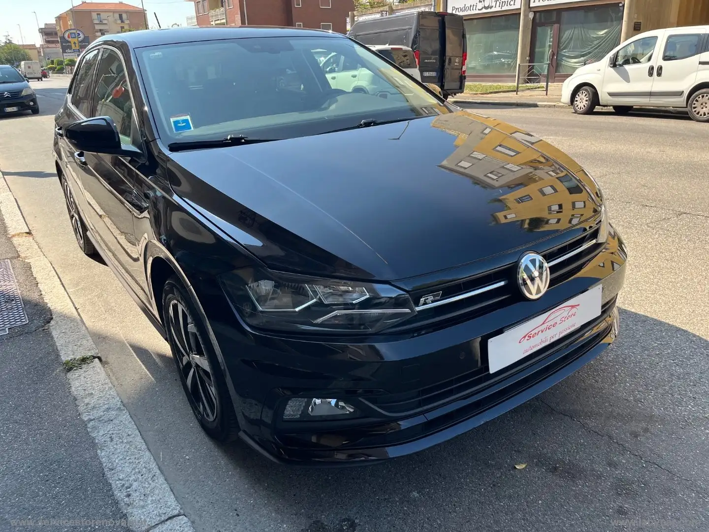 Volkswagen Polo Polo VI 2017 5p 1.0 tsi Highline 115cv R-Line Nero - 2