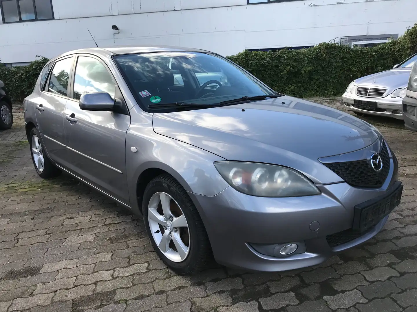 Mazda 3 3 Fließheck 1.6 Sport Comfort Grau - 1