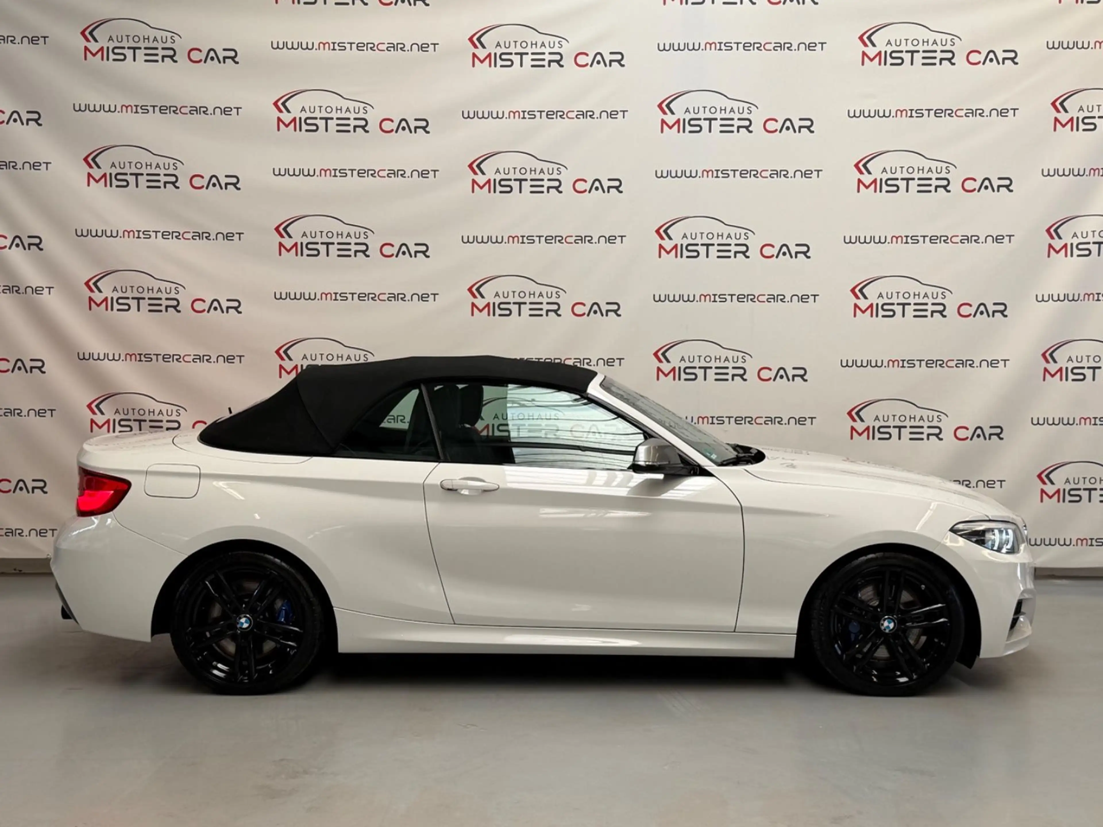BMW 240 Cabrio M Sport DIGI/LED/NAVI/H&K/OPENAIR — photo 5