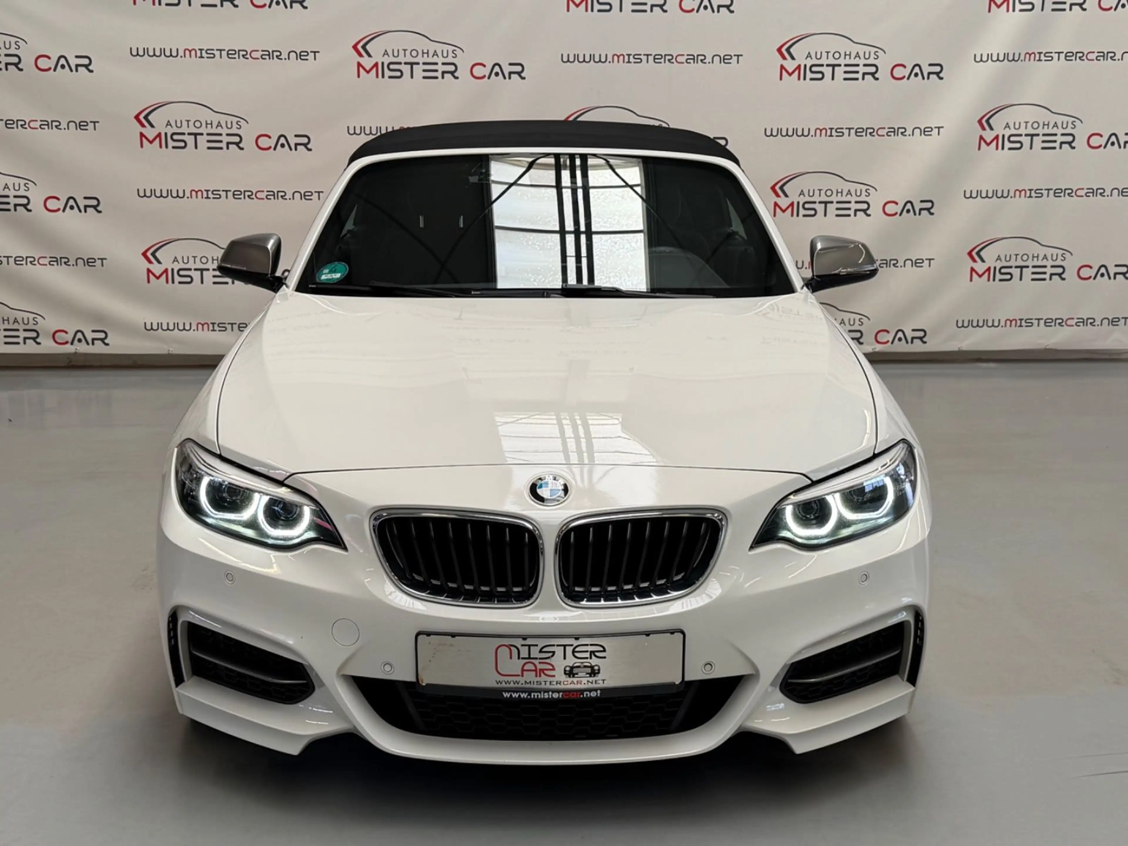 BMW 240 Cabrio M Sport DIGI/LED/NAVI/H&K/OPENAIR — photo 10