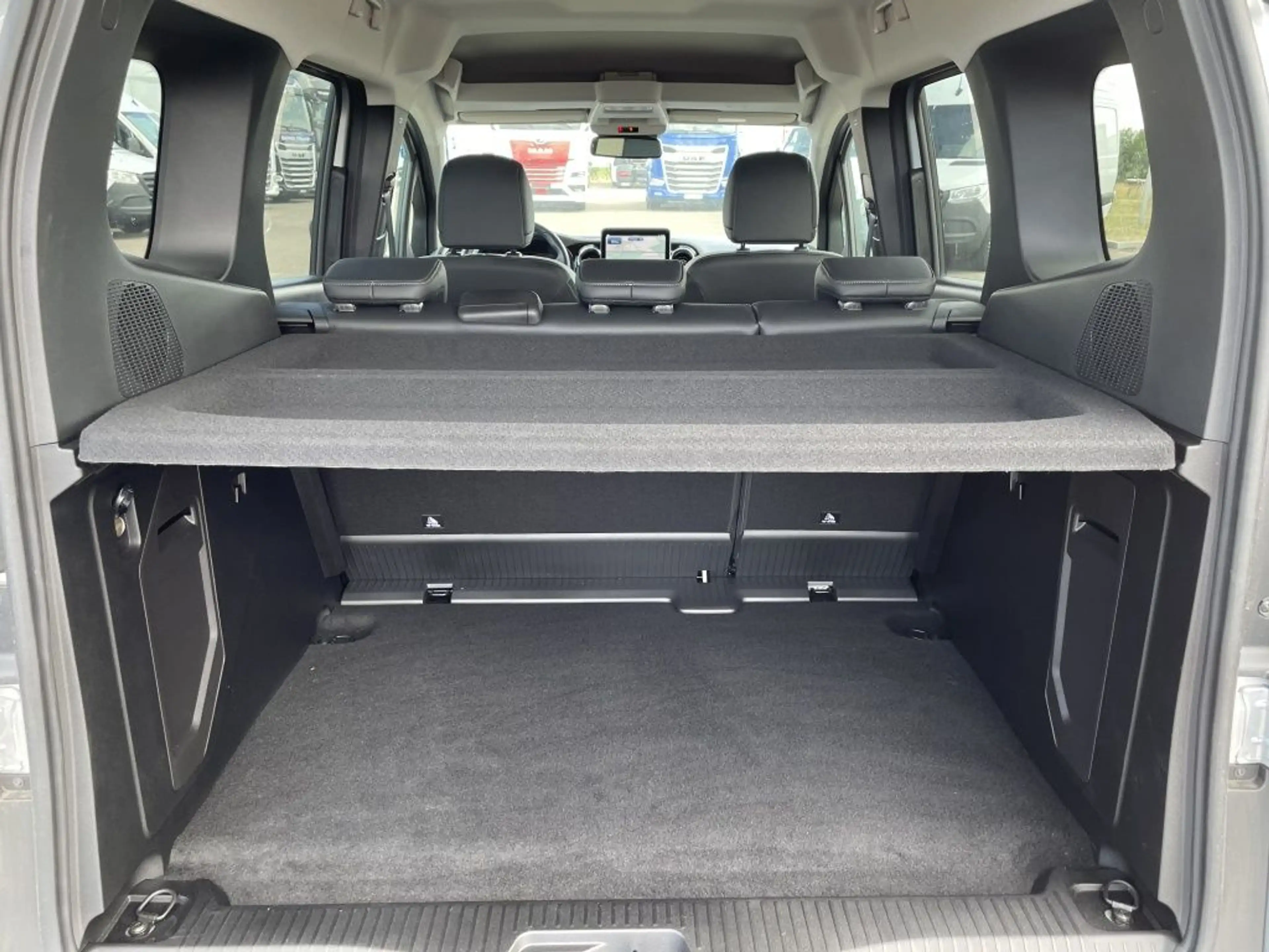 Mercedes-Benz T-Class T 180d Progressive EDITION/MBUX/NAVI/KAMERA/KEYL — photo 8