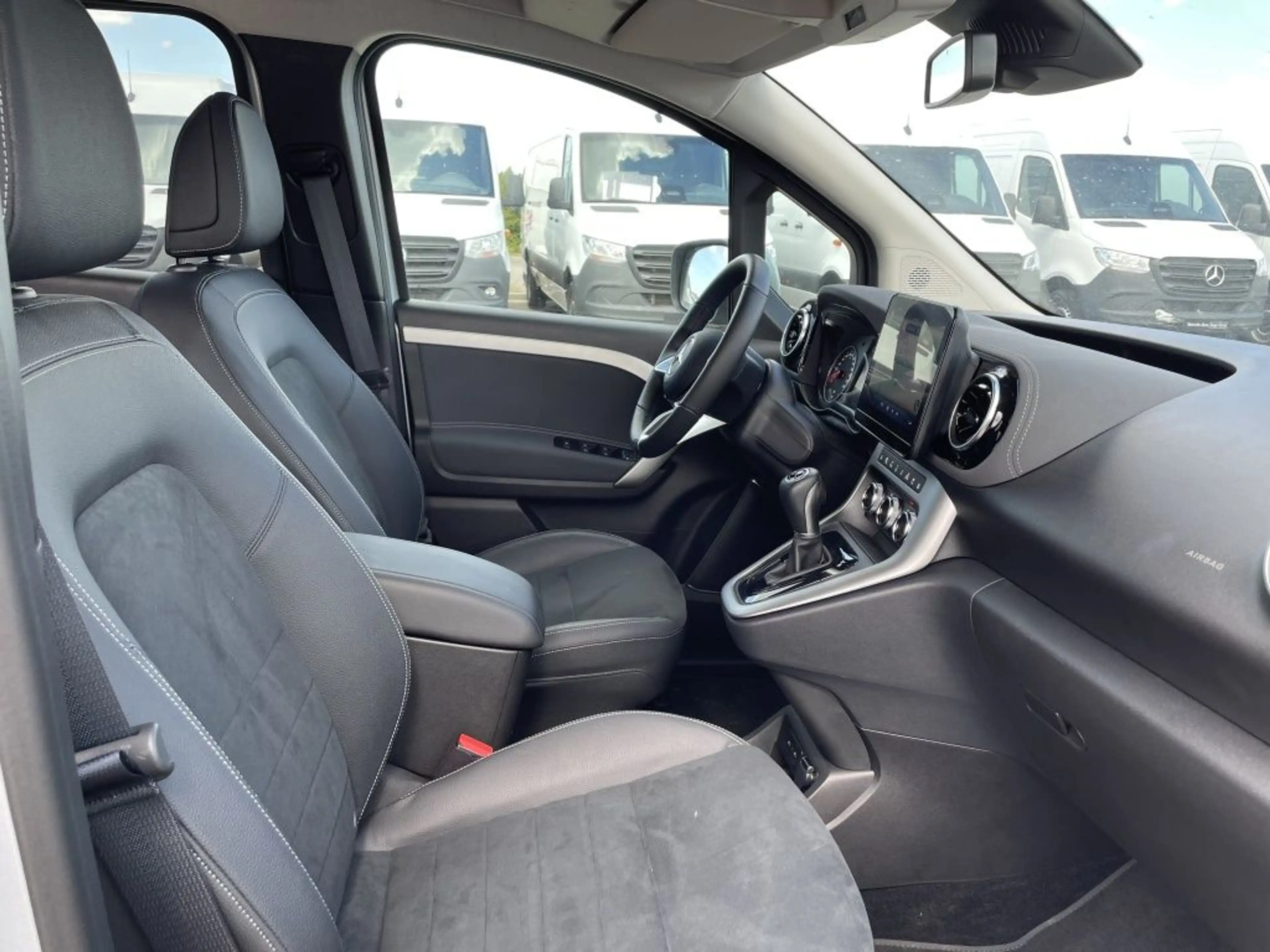Mercedes-Benz T-Class T 180d Progressive EDITION/MBUX/NAVI/KAMERA/KEYL — photo 10