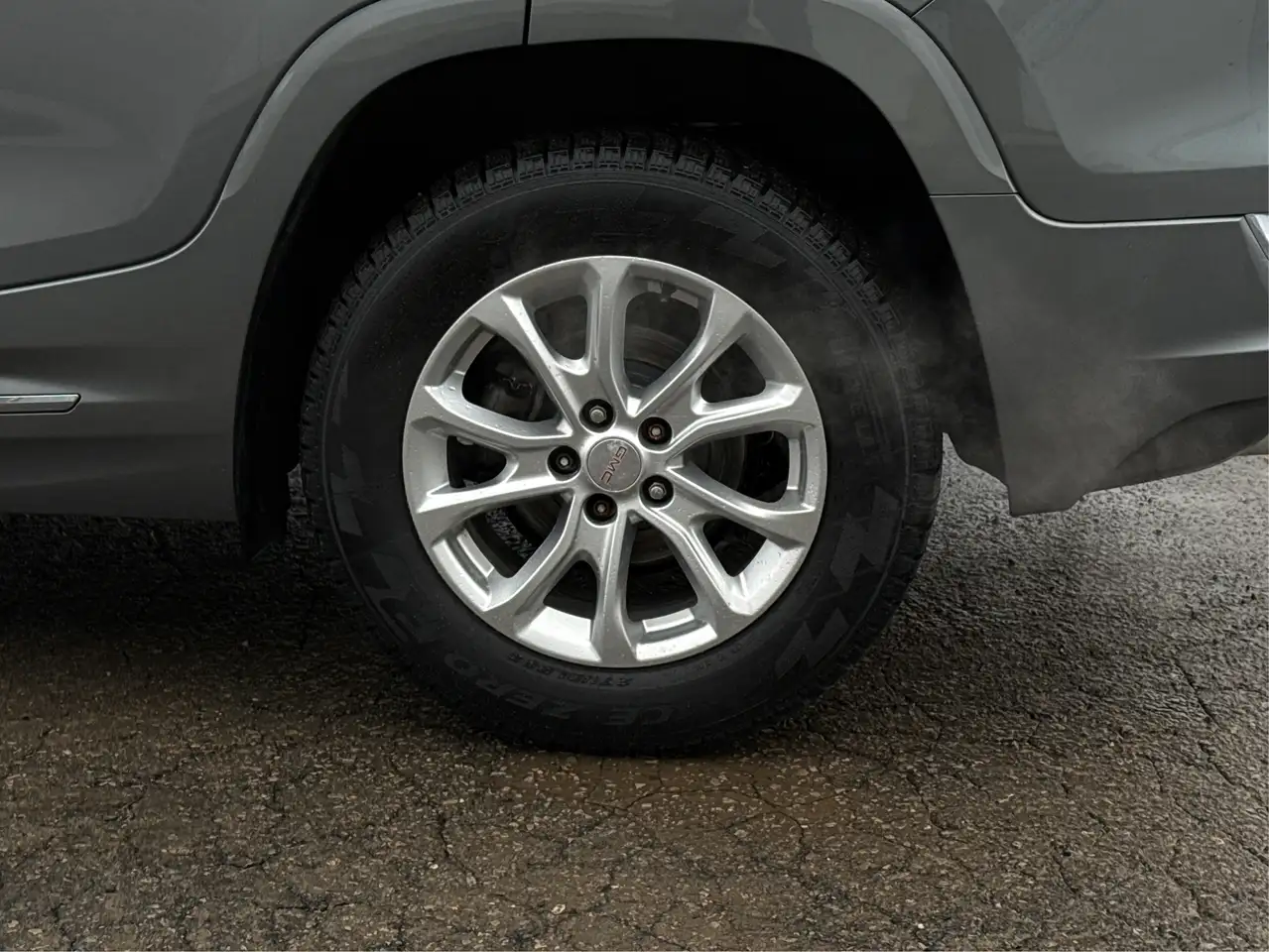 GMC Terrain снимка GMC Terrain