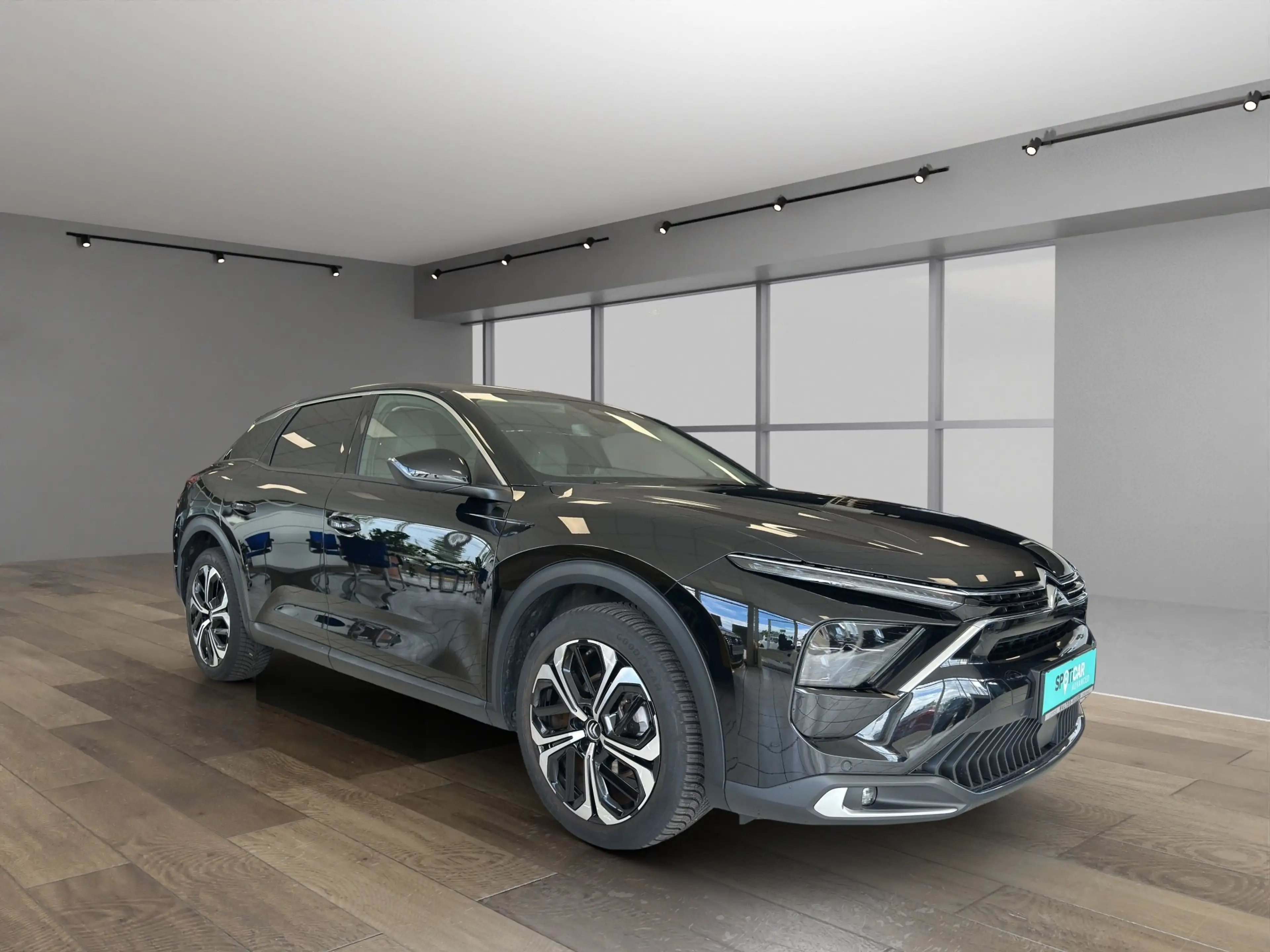 Citroen C5 X Plus 1.2 145 eDSC6 Hybrid PDC/RFK/SHZ/LED/DAB/NAVI — photo 4