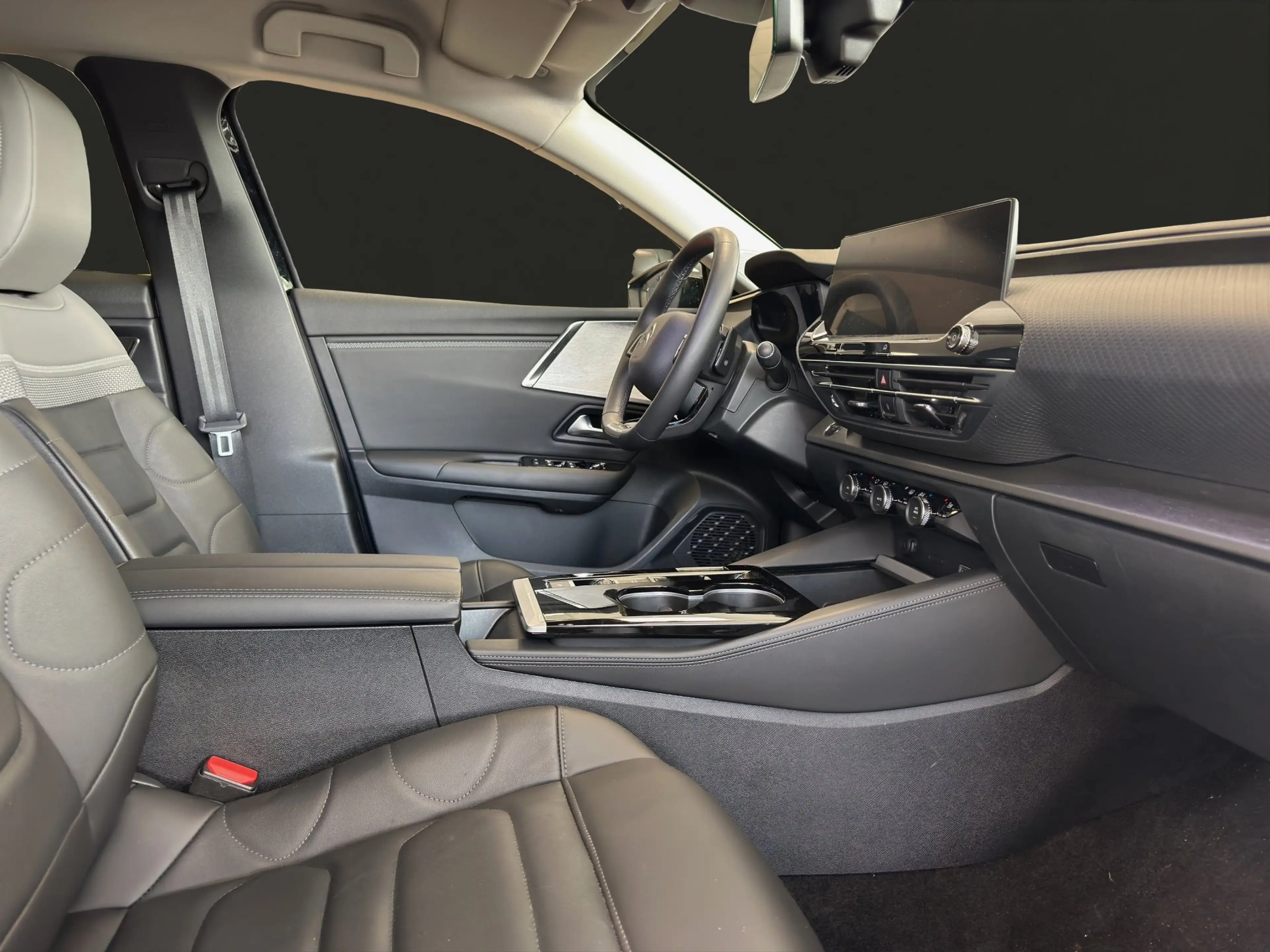 Citroen C5 X Plus 1.2 145 eDSC6 Hybrid PDC/RFK/SHZ/LED/DAB/NAVI — photo 5