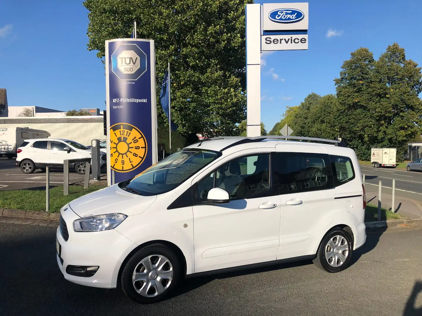 Ford Tourneo Courier Trend Weiß - 2