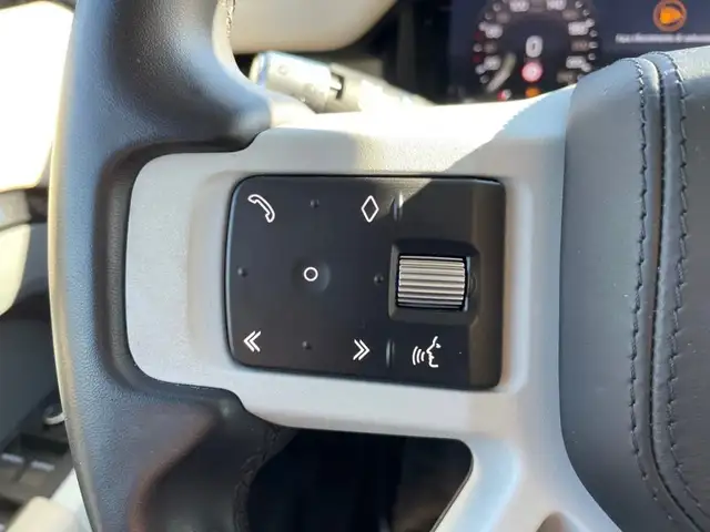 Land Rover Defender view 8