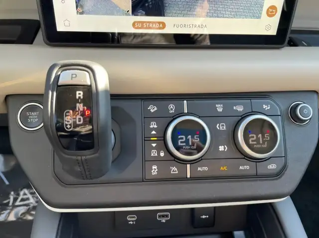 Land Rover Defender view 11