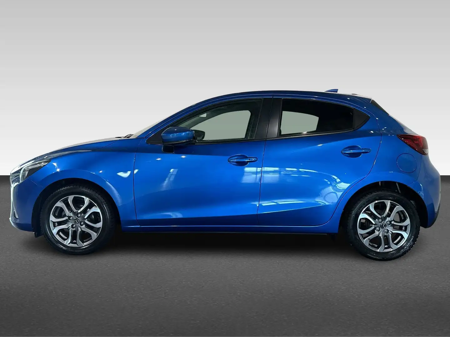 Mazda 2 1.5 SKYACTIV-G 90PK GT-M Blauw - 2