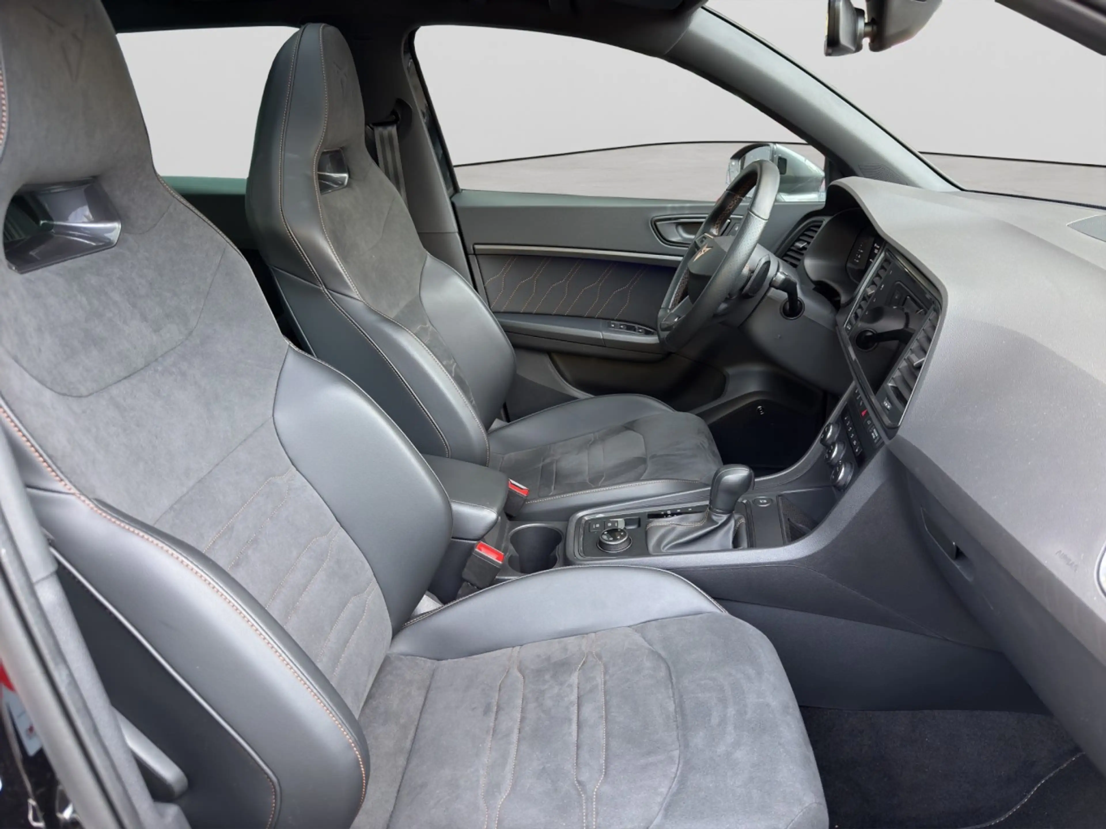 CUPRA Ateca VZ 4Drive Pano, Navi, Kamera Klima Navi — photo 15