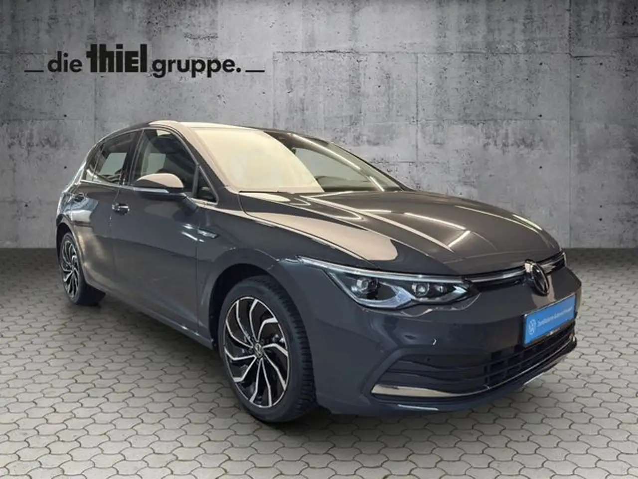 Volkswagen Golf 1.5 TSI Style LED+SHZ+Kamera+PDC 4