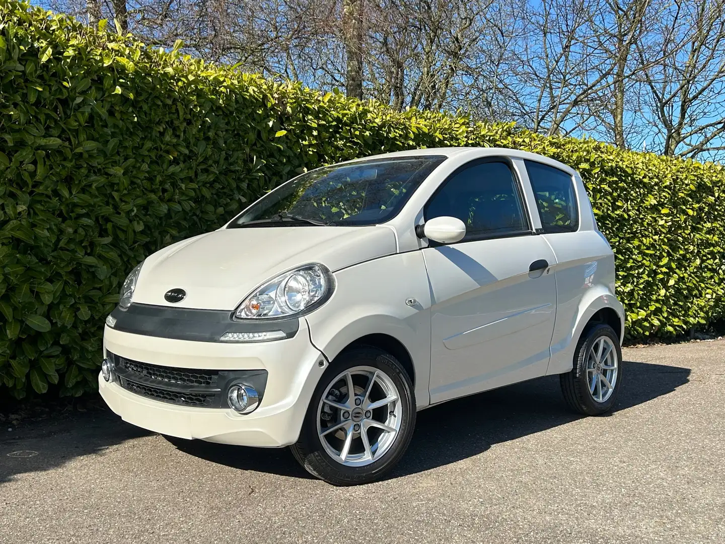 Microcar M.Go Brommobiel S Automaat | Leder | Blanc - 1