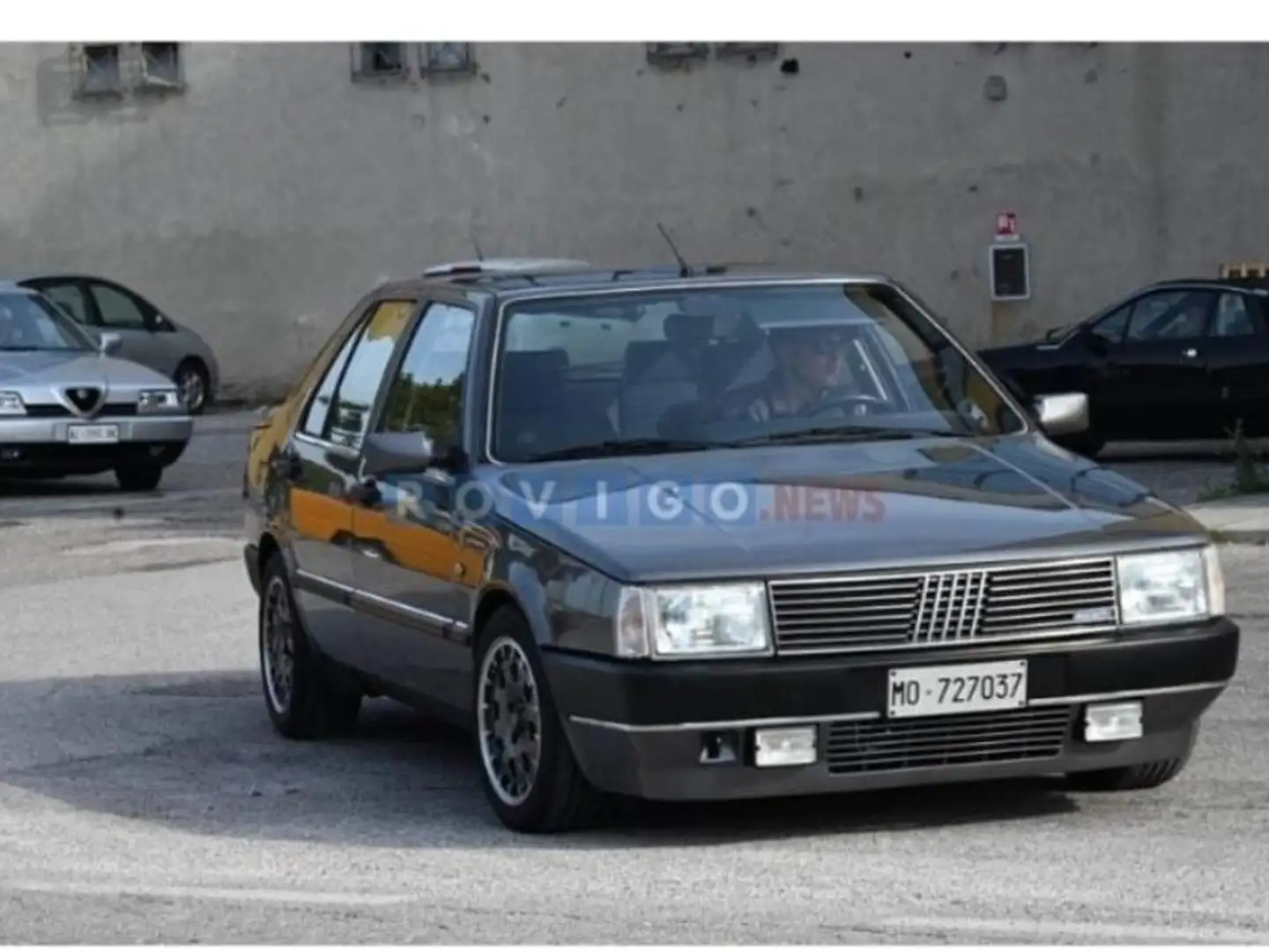 Fiat Croma 2000 i.e 8v ASI CONDIZIONI PARI AL NUOVO Gris - 2
