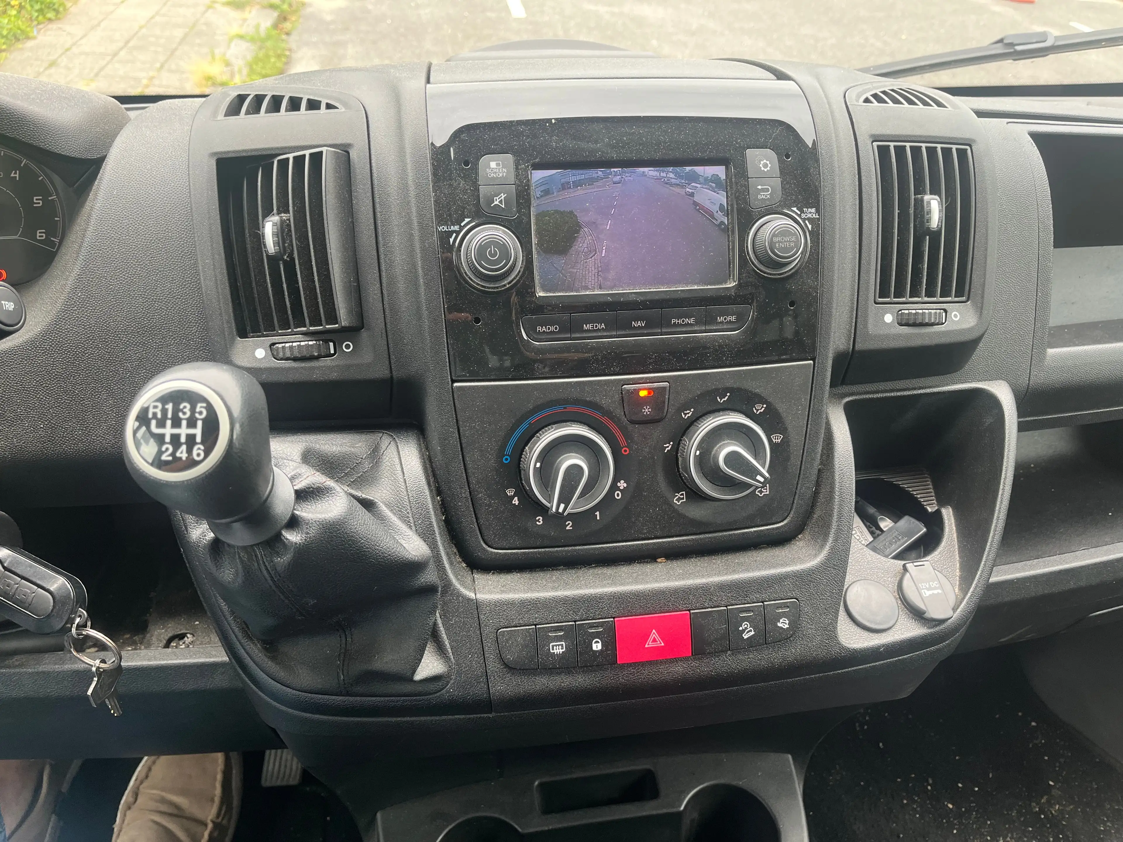 Peugeot Boxer 335 2.2 BlueHDi 140 L4 Grip | Laadklep | Laaddeur — photo 13